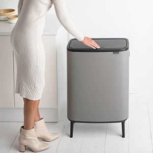 פח אשפה למטבח 60 ליטר BO BRABANTIA אפור בטון מינרלי